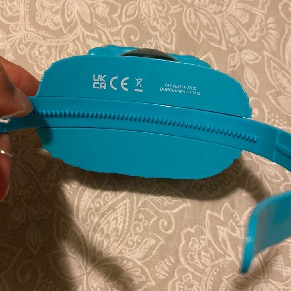 NWT DISNEYPARKS SULLEY FROM MONSTERS INC LIGHT UP HEAD BAND - Picture 4 of 6